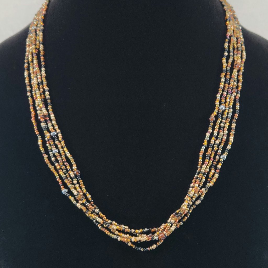Premier Designs Beaded Necklace 421
